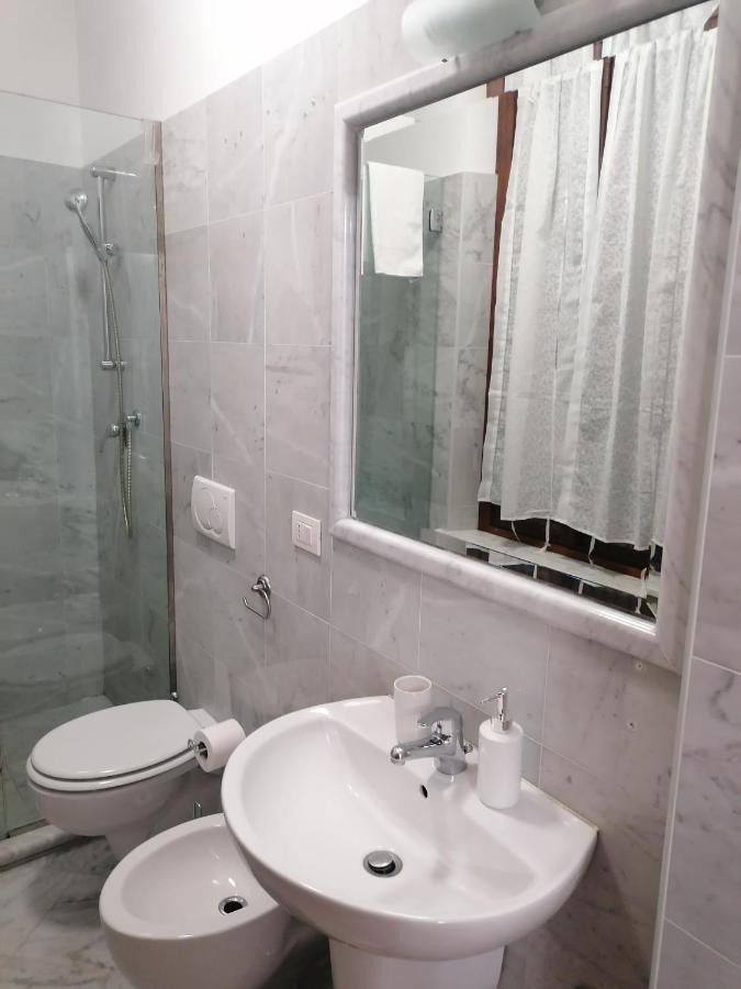 Oberdan'S Paradise Lt Firenze Bagian luar foto